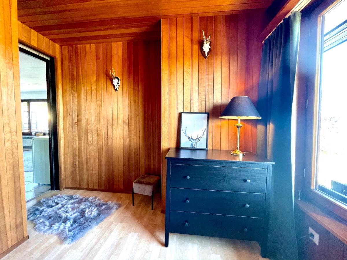 Gemuetliche Ferienwohnung Mit Kostenfreiem Pool ヘーヘンシュヴァント エクステリア 写真