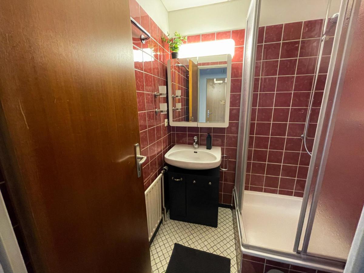 Gemuetliche Ferienwohnung Mit Kostenfreiem Pool ヘーヘンシュヴァント エクステリア 写真
